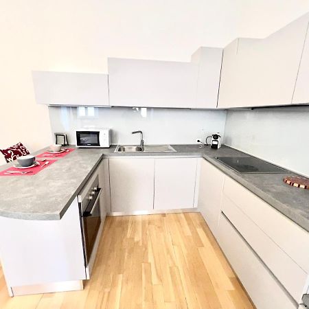 * Esclusivo & Moderno Roma Centro Campo De Fiori * Διαμέρισμα Εξωτερικό φωτογραφία